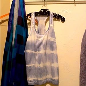 Size 8 lululemon tank